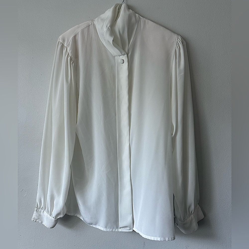 Vintage Claude Bennet Women’s Button Up Blouse Top - Long Sleeve in White Small